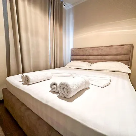 Grand Park 2br Appartement Tirana
