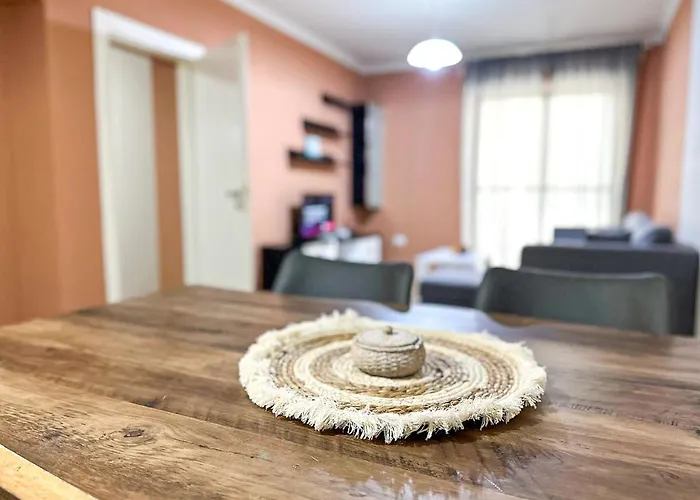 Grand Park 2br * Tirana